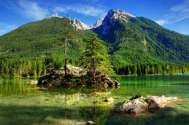 群山